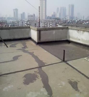 温江漏水维修 楼顶漏水是什么原因，楼顶漏水维修方法是什么?